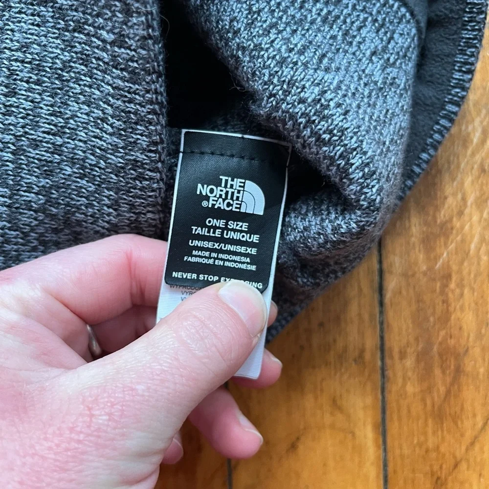 The North Face Gray Wool Blend Skull Cap Beanie Adult One Size